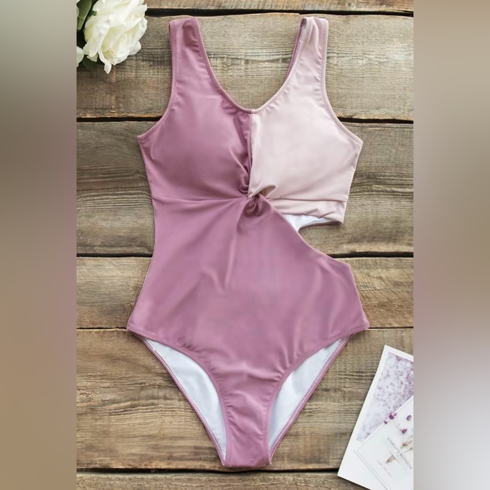 Cupshe Pink and Cream One Piece Swimsuit